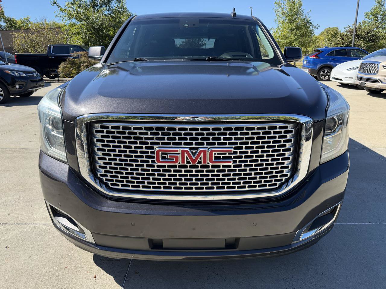 Used 2017 GMC Yukon Denali w/ Open Road Package AWD/4WD image 2