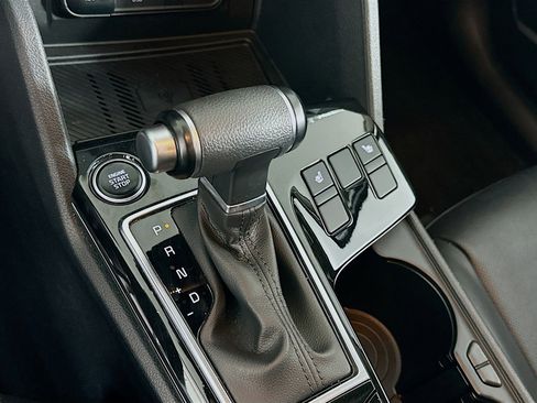 Used 2023 Kia Sportage EX image 25