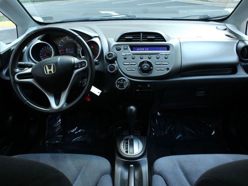 Used 2010 Honda Fit Sport image 18