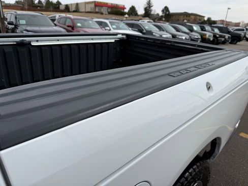 Used 2015 RAM 1500 Laramie w/ Convenience Group AWD/4WD image 11