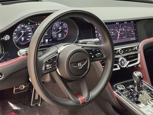 Certified 2024 Bentley Flying Spur W12 image 36