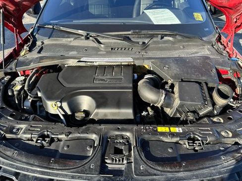 Used 2020 Land Rover Range Rover Evoque SE image 11