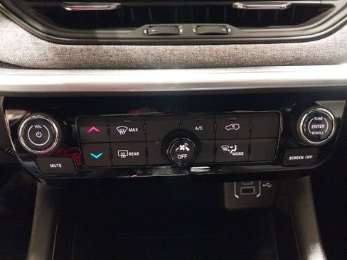 New 2026 Jeep Compass Latitude AWD/4WD image 14