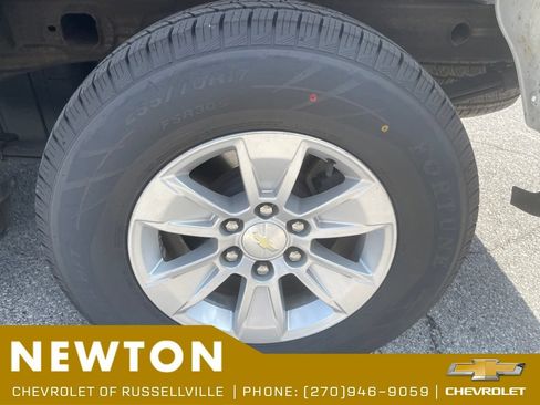 Used 2021 Chevrolet Silverado 1500 LT RWD image 19
