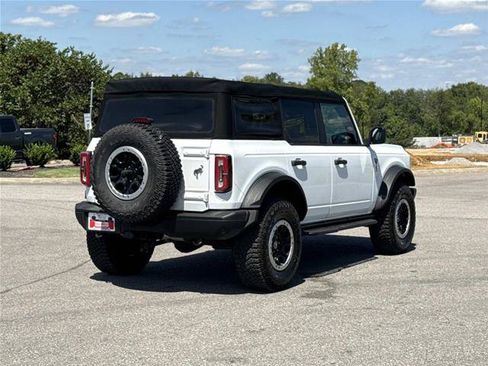 Certified 2022 Ford Bronco Badlands w/ Sasquatch Package AWD/4WD image 5