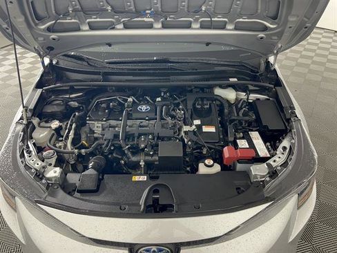 Used 2021 Toyota Corolla LE w/ Carpet Mat Package (TMS) image 23