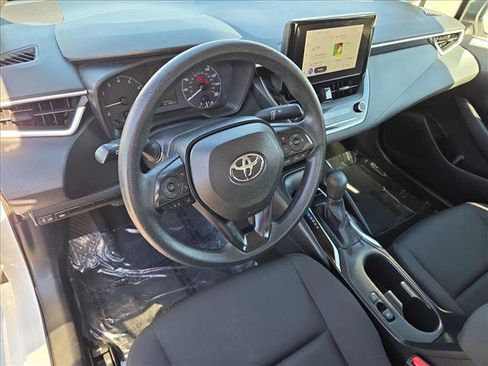Used 2023 Toyota Corolla LE FWD image 10