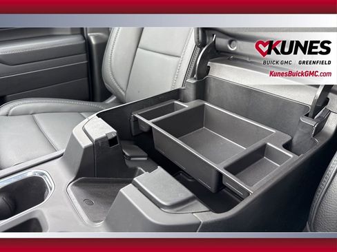 Used 2026 GMC Sierra 3500 Denali w/ Denali Reserve Package image 28