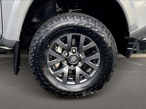 Used 2023 Toyota Tacoma SR5 image 34