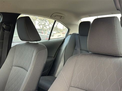 Certified 2025 Toyota Corolla LE image 12