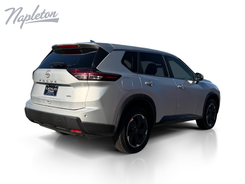 Used 2025 Nissan Rogue SV AWD/4WD image 6