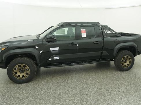 New 2025 Toyota Tacoma Trailhunter image 88