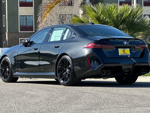 New 2026 BMW M5 w/ Carbon Package image 5