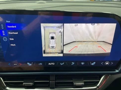 New 2026 Chevrolet Equinox EV LT AWD/4WD image 6