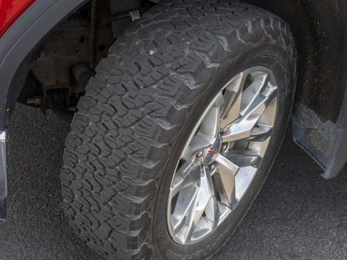 Certified 2022 GMC Sierra 1500 SLT w/ SLT Premium Plus Package image 13