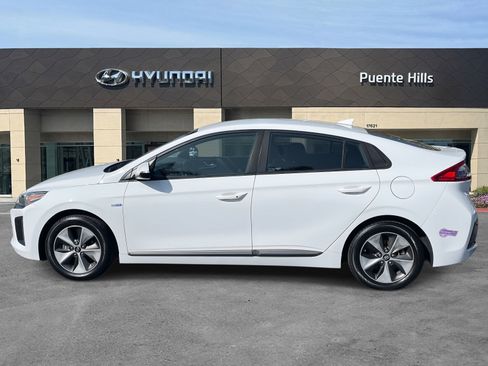 Used 2019 Hyundai Ioniq Electric image 3