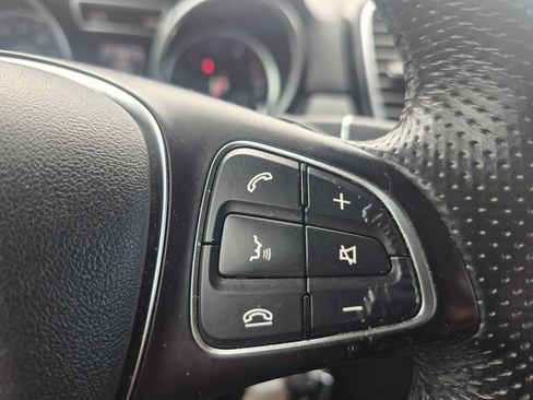Used 2018 Mercedes-Benz GLE 350 4MATIC image 33