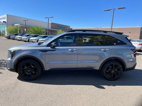 Used 2024 Kia Sorento SX image 9