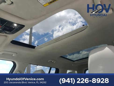 Certified 2025 Hyundai Santa Fe Calligraphy image 33