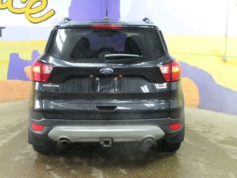 Used 2019 Ford Escape SEL AWD/4WD image 3