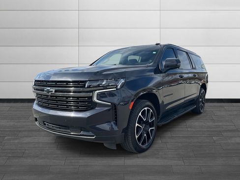 Used 2022 Chevrolet Suburban RST w/ Luxury Package image 7