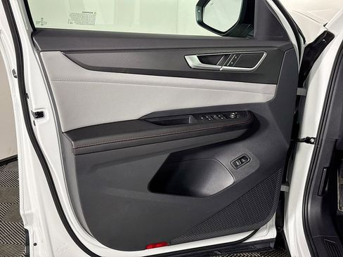 New 2026 Volkswagen Atlas Peak Edition AWD/4WD image 10