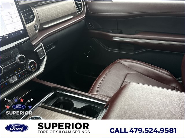 Used 2024 Ford Expedition Limited RWD image 28