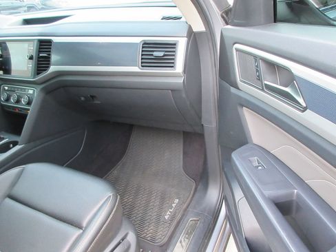 Used 2021 Volkswagen Atlas SE AWD/4WD image 20