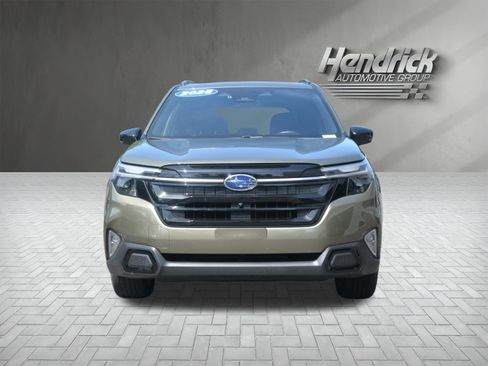 Certified 2025 Subaru Forester Touring AWD/4WD image 3