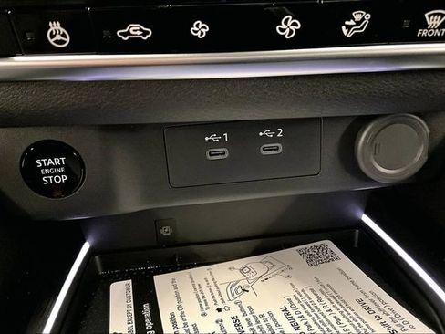 New 2025 Nissan Rogue SL image 30