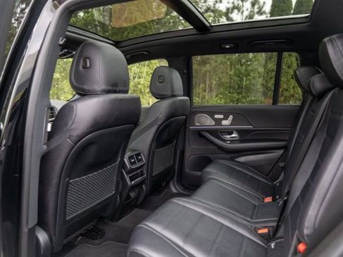 Used 2022 Mercedes-Benz GLS 580 4MATIC image 45