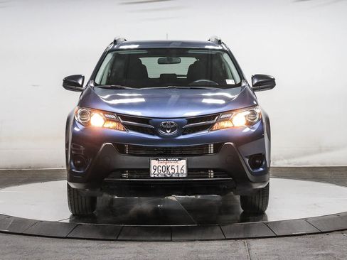 Used 2014 Toyota RAV4 LE FWD image 6
