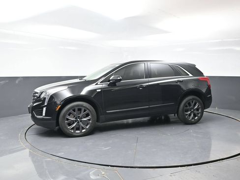 Used 2019 Cadillac XT5 Luxury w/ LPO, Black Ice Package AWD/4WD image 10