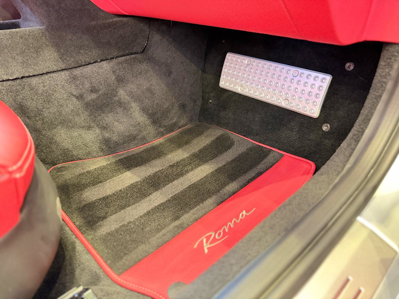 Used 2022 Ferrari Roma RWD image 51