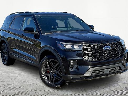 Certified 2025 Ford Explorer ST-Line w/ ST-Line Street Pack AWD/4WD image 1