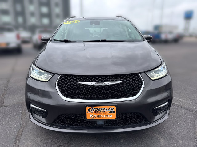 Used 2022 Chrysler Pacifica Touring-L FWD image 8