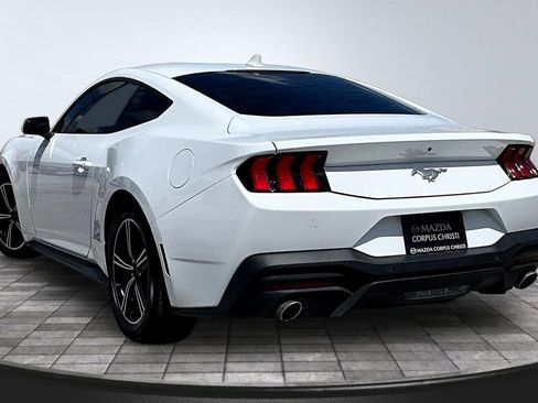 Used 2024 Ford Mustang Coupe RWD image 5