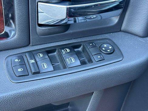 Used 2012 RAM 1500 Laramie image 13