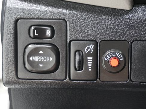 Used 2016 Toyota Corolla LE FWD image 20