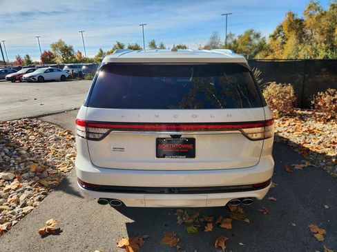 Certified 2023 Lincoln Aviator Grand Touring w/ Equipment Group 301A image 4