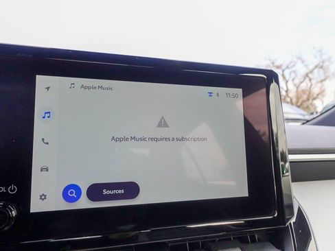 Used 2026 Toyota Corolla SE image 18