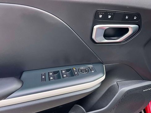 Used 2025 Kia K4 GT-Line w/ GT-Line Premium Package image 15