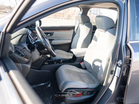 Used 2017 Honda CR-V Touring image 16