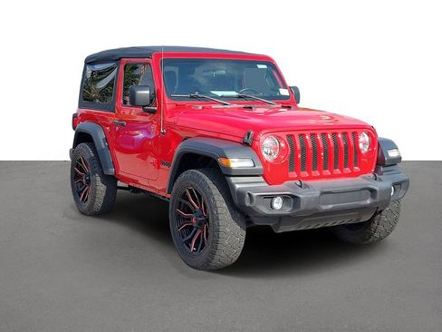 Used 2022 Jeep Wrangler Sport AWD/4WD image 2