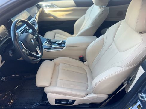 Used 2021 BMW 430i Coupe w/ Convenience Package image 19