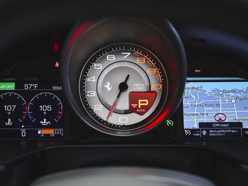 Used 2019 Ferrari Portofino image 18