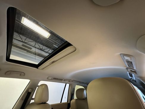 Used 2021 INFINITI QX80 Premium Select image 22