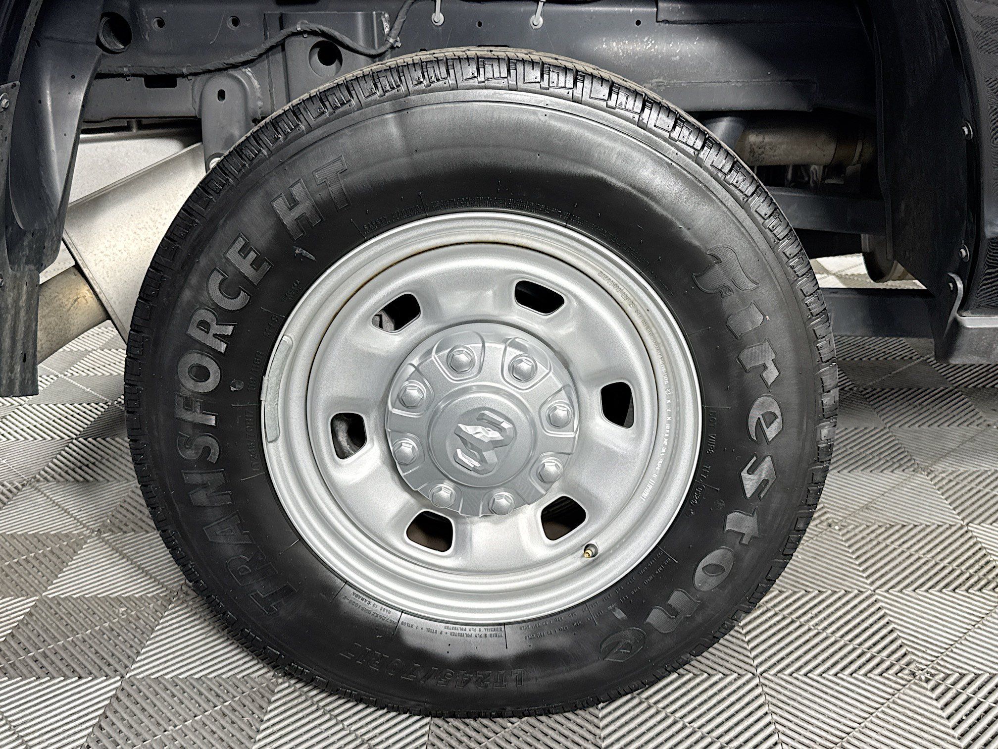 Used 2024 RAM 2500 Tradesman RWD image 31