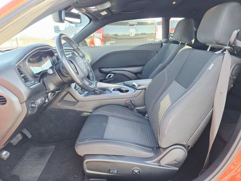 Used 2019 Dodge Challenger SXT w/ Blacktop Package image 12