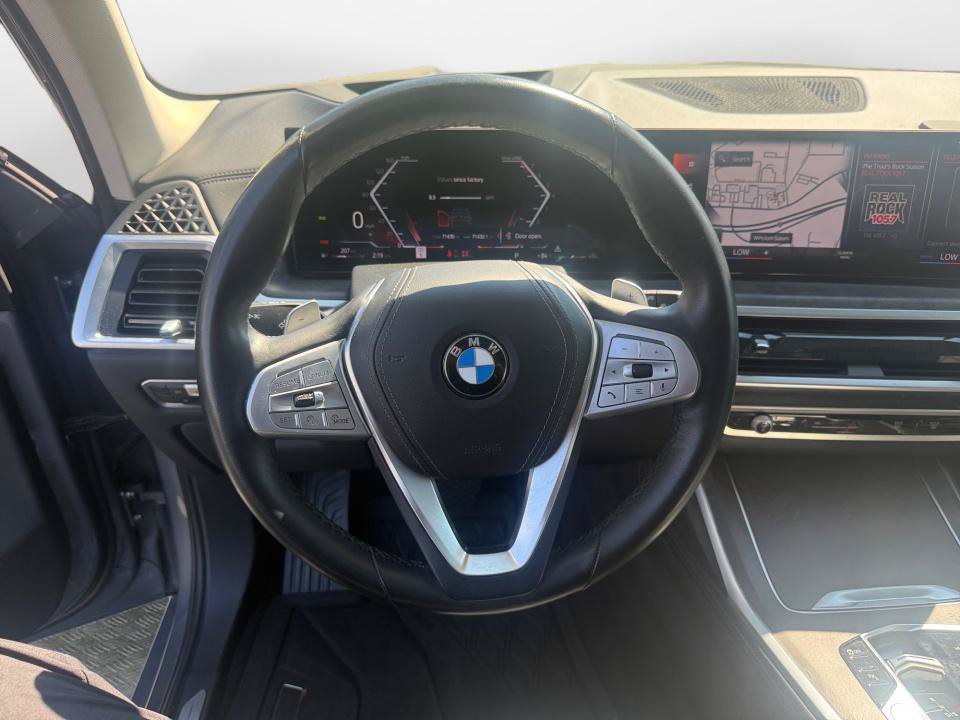 Used 2023 BMW X7 xDrive40i w/ Premium Package AWD/4WD image 10